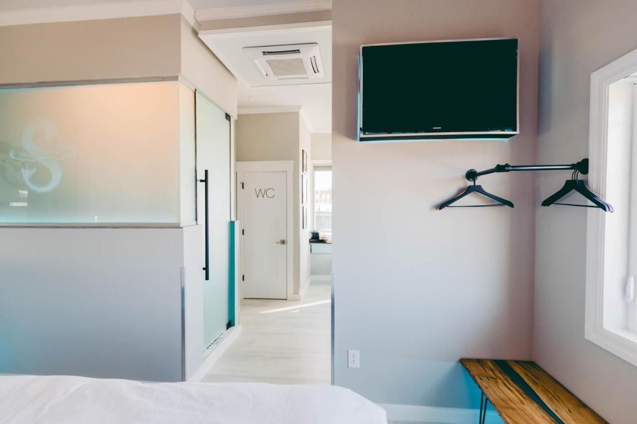 River Sirens Hotel-Contactless Check In Hotel Washington Bagian luar foto